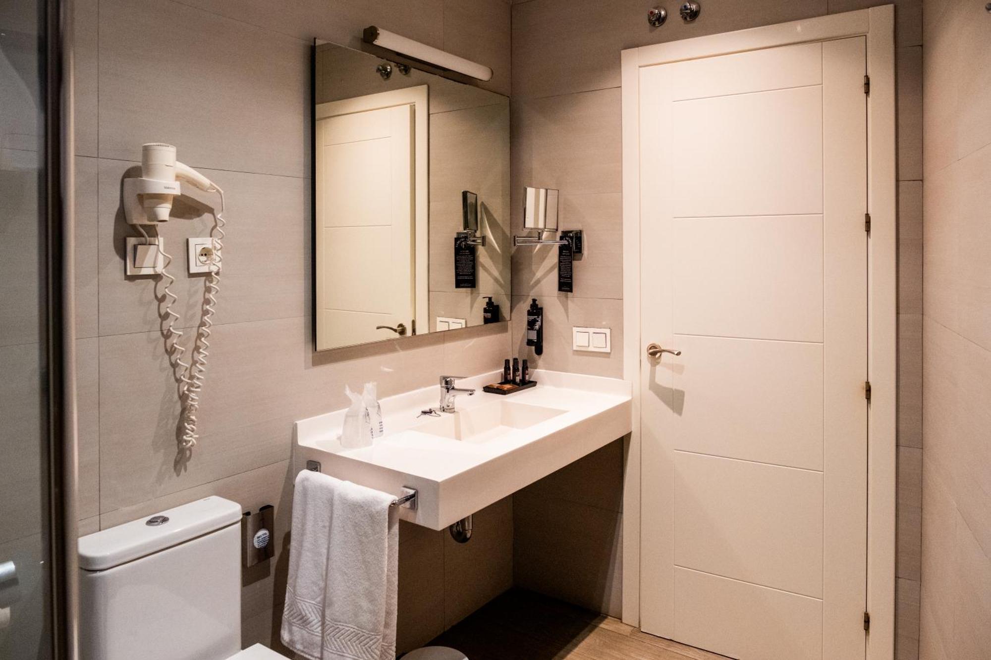 Puerta Del Mar - Adults Recommended Nerja
